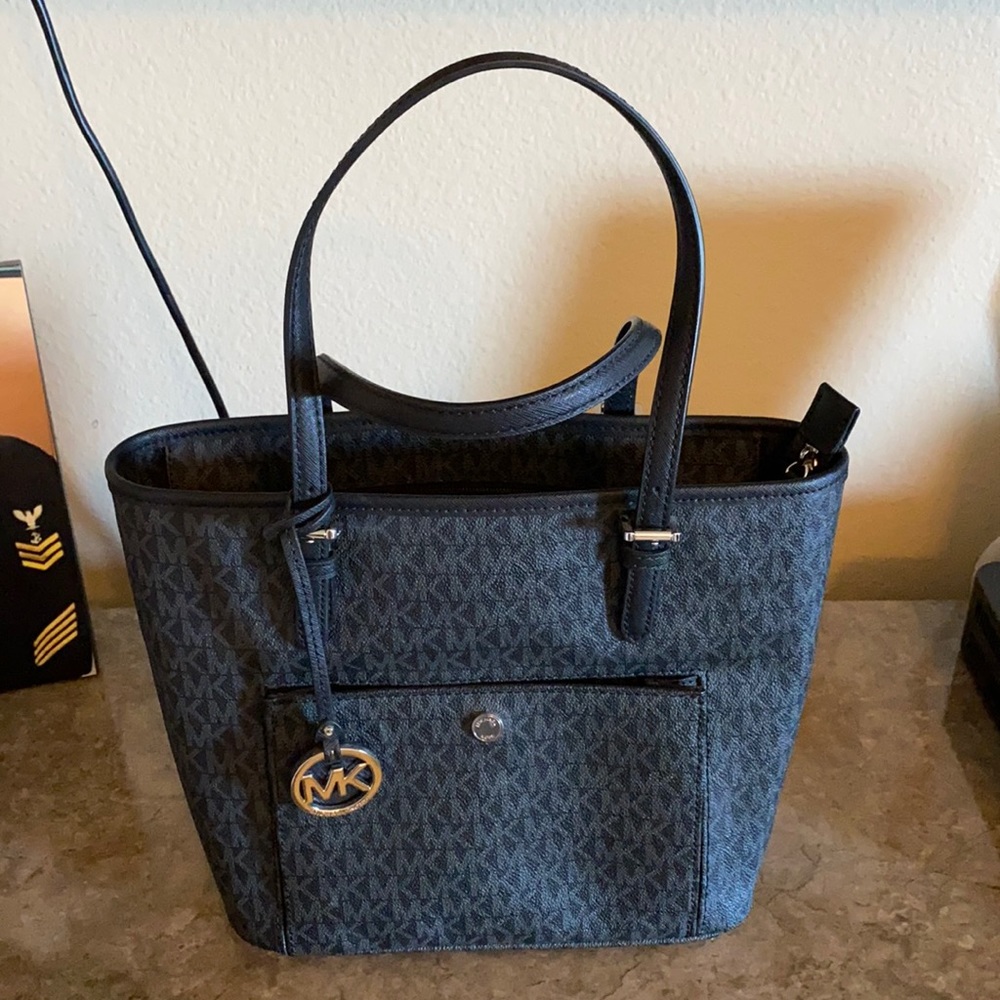 MK purse